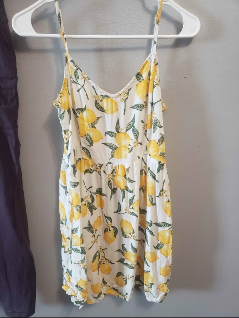 H&M White Mini Dress with Yellow Lemon Print